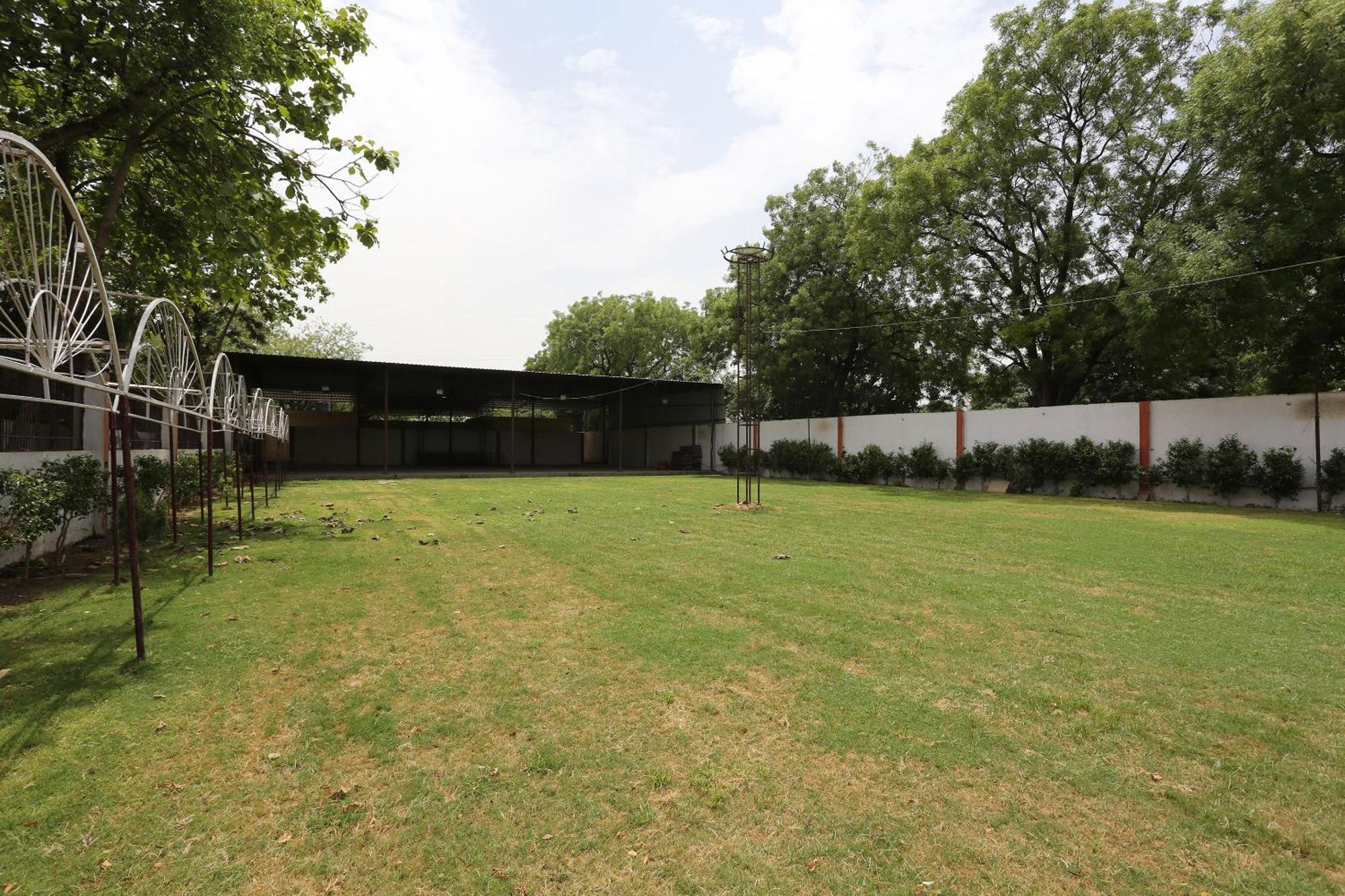 Spot On Angel Garden Hotel Aligarh Bagian luar foto