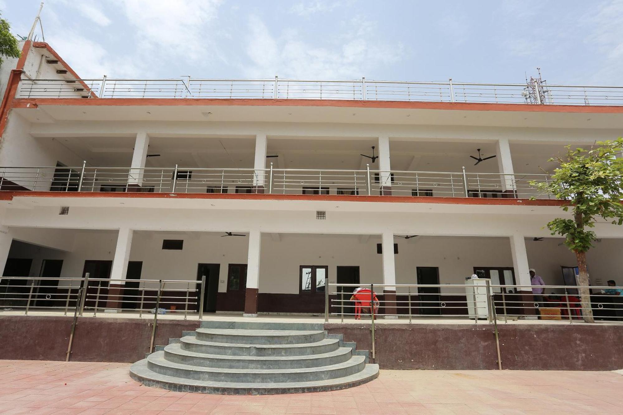 Spot On Angel Garden Hotel Aligarh Bagian luar foto