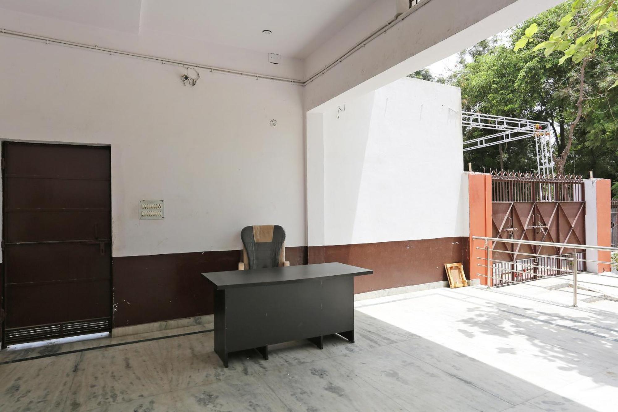 Spot On Angel Garden Hotel Aligarh Bagian luar foto